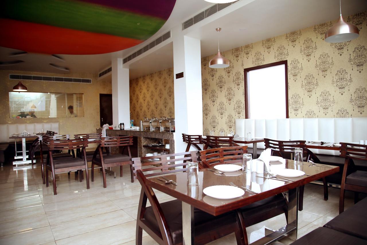 Sallow Royal Suites Amritsar Exteriér fotografie