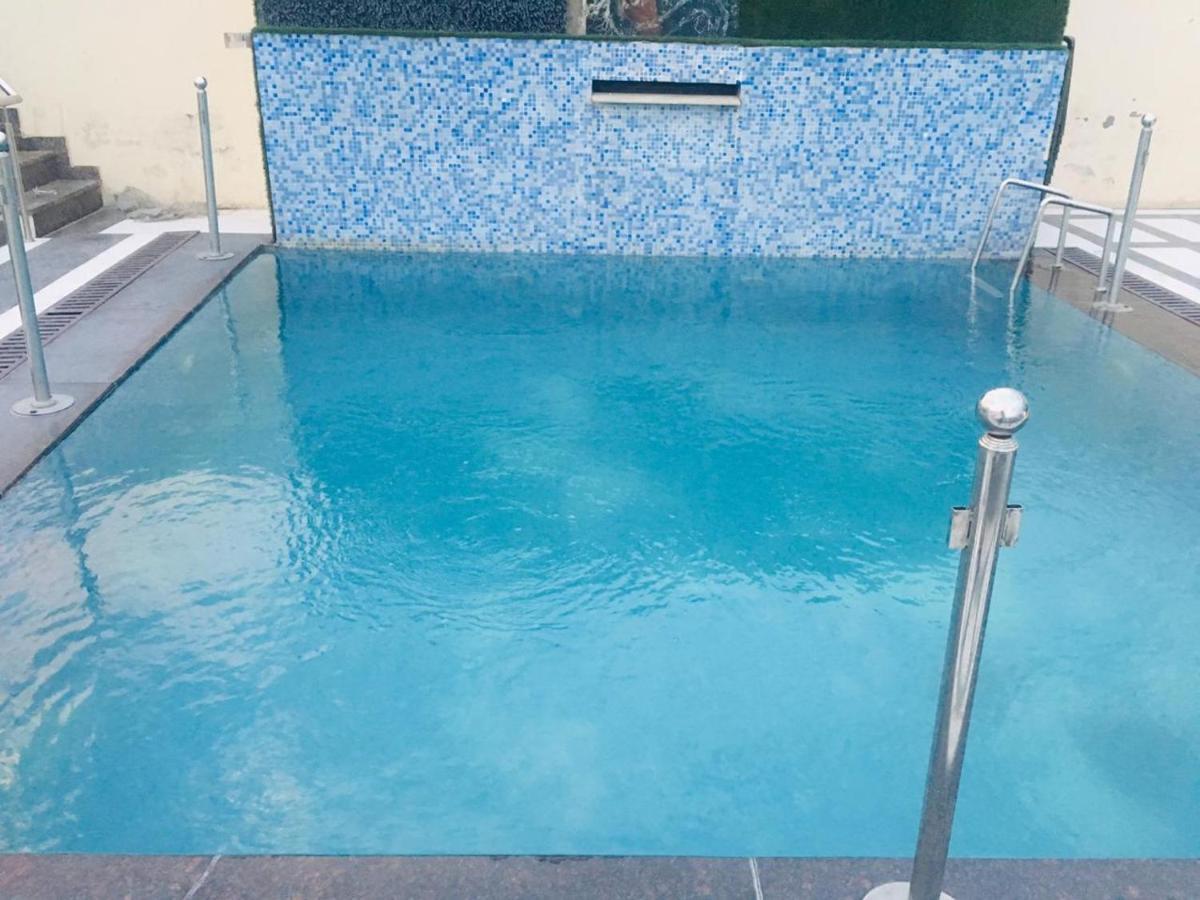 Sallow Royal Suites Amritsar Exteriér fotografie